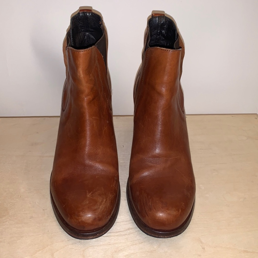BOEMOS woman’s ankle boot size 38
